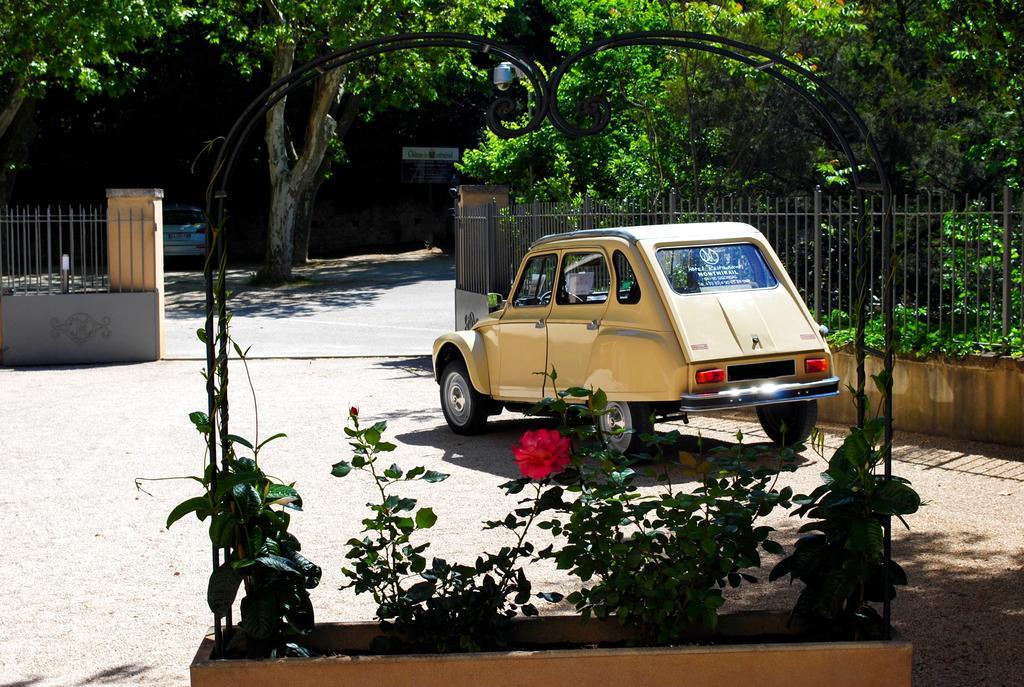 ז'יגונדס Societe Hoteliere De Montmirail מראה חיצוני תמונה